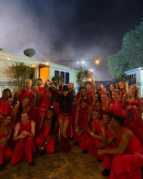 1914733809108713896 photo 226c8bc86ddb99fac