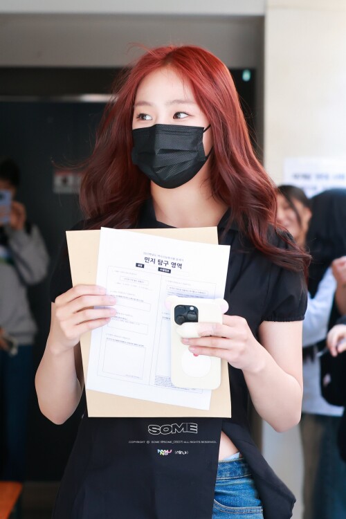 1920018963683278925 4de911d98dfe083a4