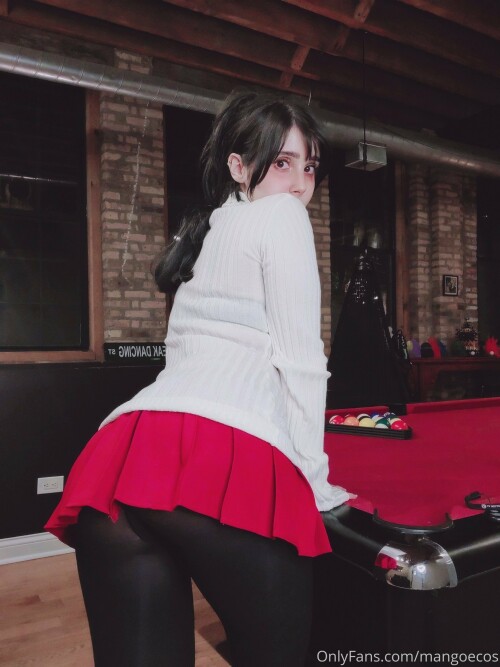 1920x2560 bf17e0a435124be264c640972fc7b85f