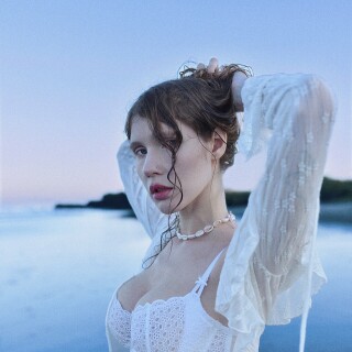 1922x2880_dbf7fd8f10230a442360fdb5f8ae5e74b3bc728c51b5cad2