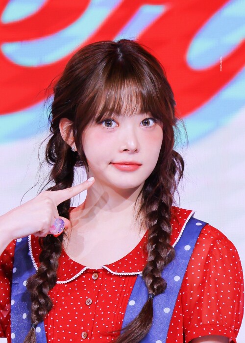 1923399734691049847 3c17b27f948fb323a