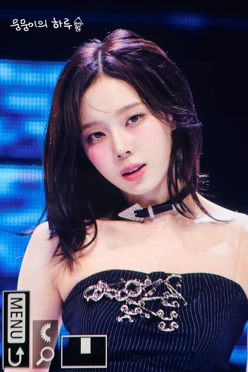 1927731680170611112 1aa5c33adf95e76f3