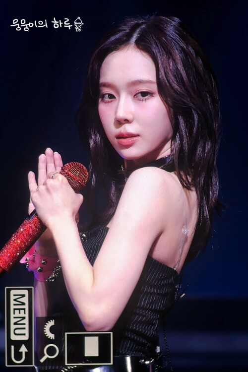 1927731680170611112 30f7b43a10f79438e