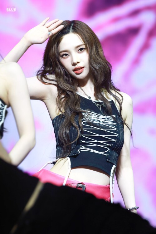 1927877725454282968 197a84fe5e7ed183b