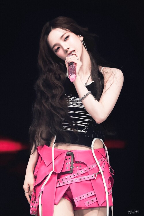 1927885805973815309 240011999f94a79ad