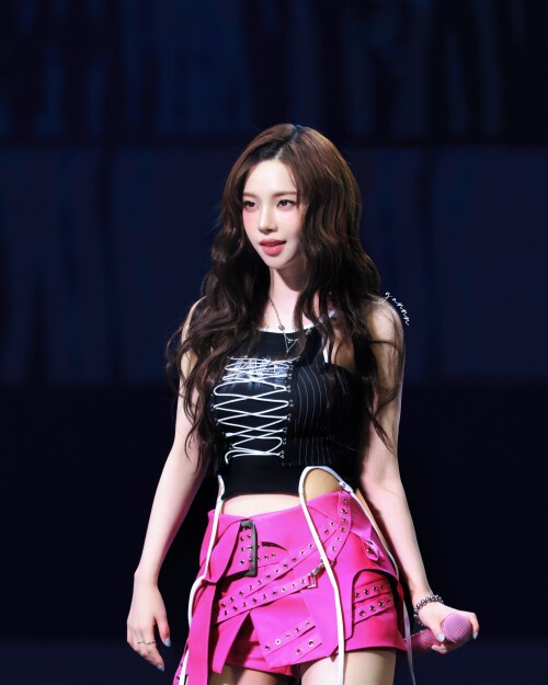 1927893331524153818 11e616a512f3a0d4b