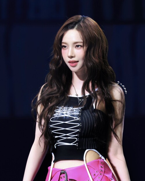 1927893331524153818 20bdd688c24725d6c