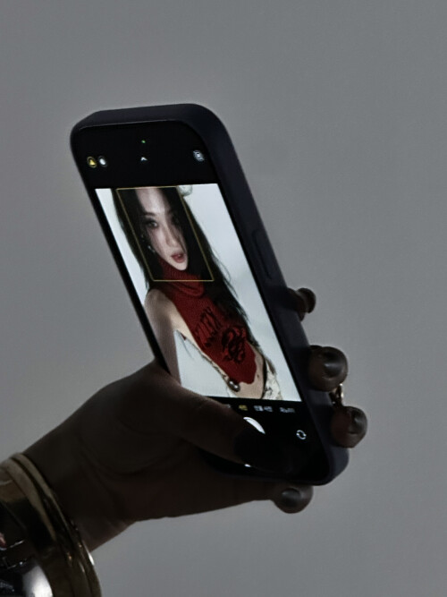 1935638703889846482 1bf2378814cd92879