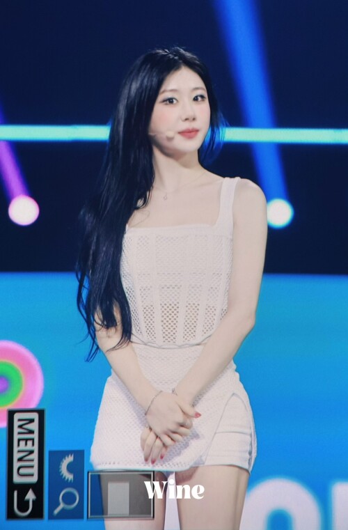 1936405735208030361 22a6189019d975557