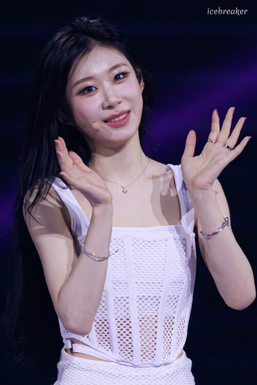 1936459291726381351 222f24068d0fe00c5