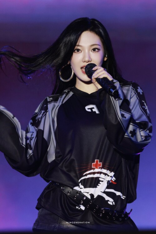 1937655156889256124 1e38afb62aa6393ad