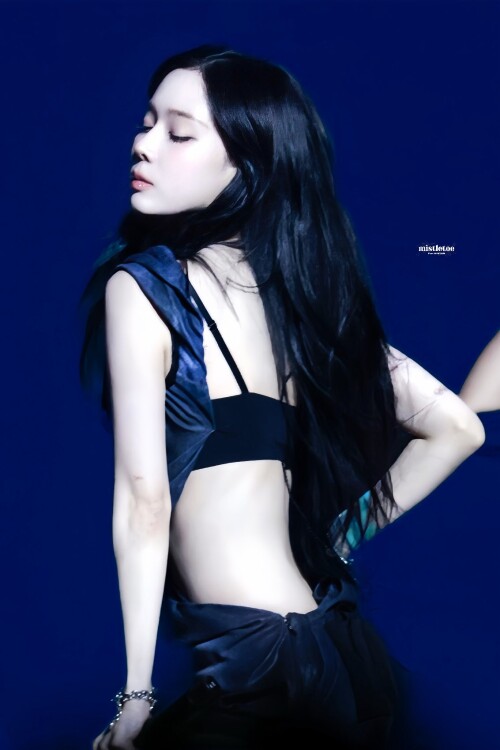 1939592187144175891 2f91b3bad902f23702284d539f8b269cc