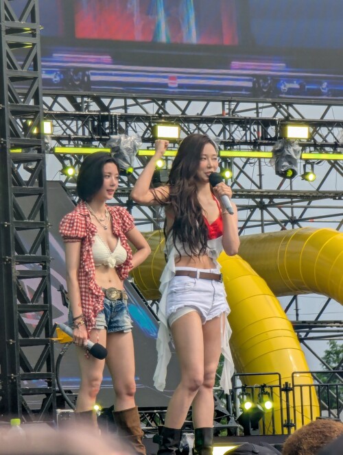 1941761619681476987 23d40ecabbbce44f3