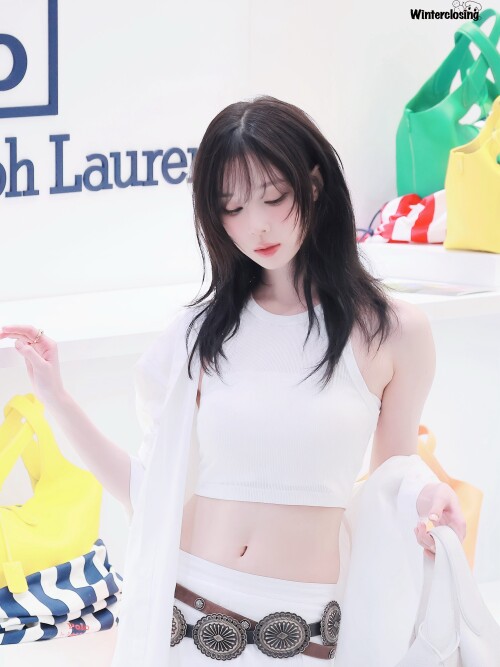 1949664452917485589 1f150939aa799e29f