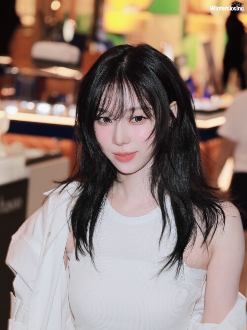 1949667961494729148 2902497c09d60e7a4