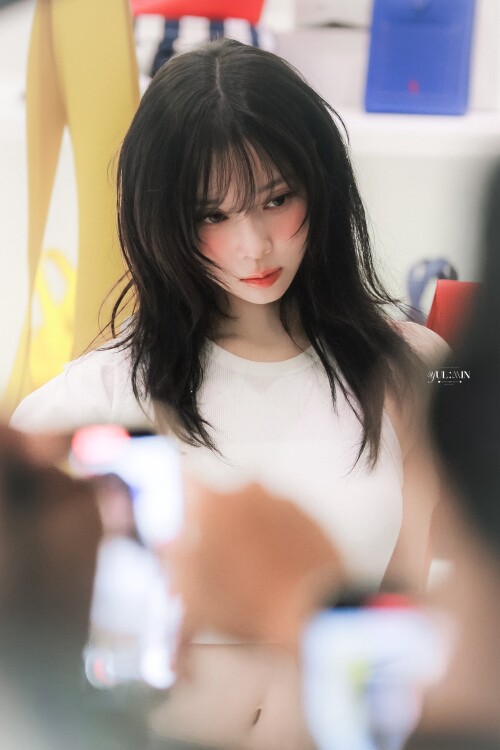 1949674001401581776 4cea66873fd8e8b41