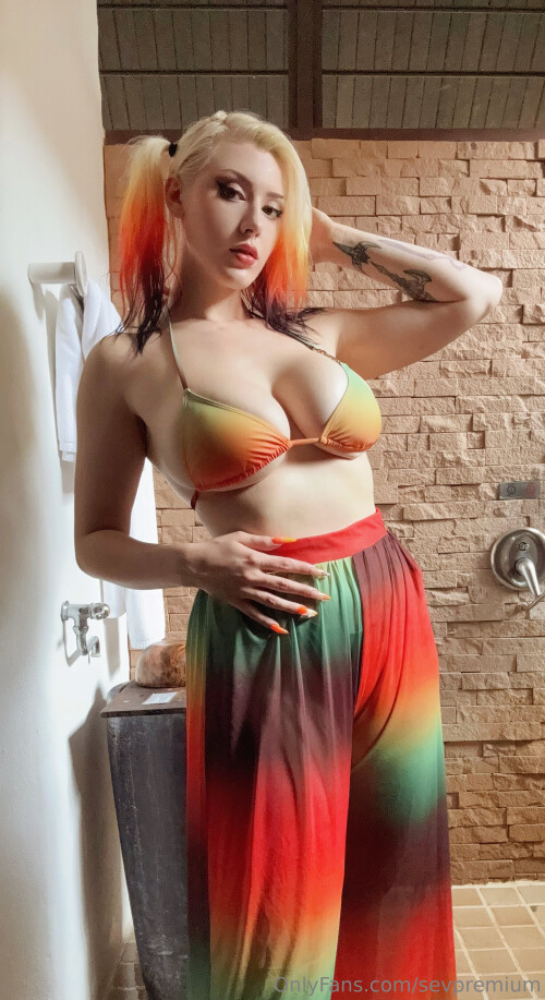 1952x3580 34843881441a3c53a62e57d07a5cdd402fcfde2e2d5282f8