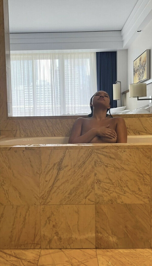 195B3507 00BD 401E A736 D95BEE7328DC