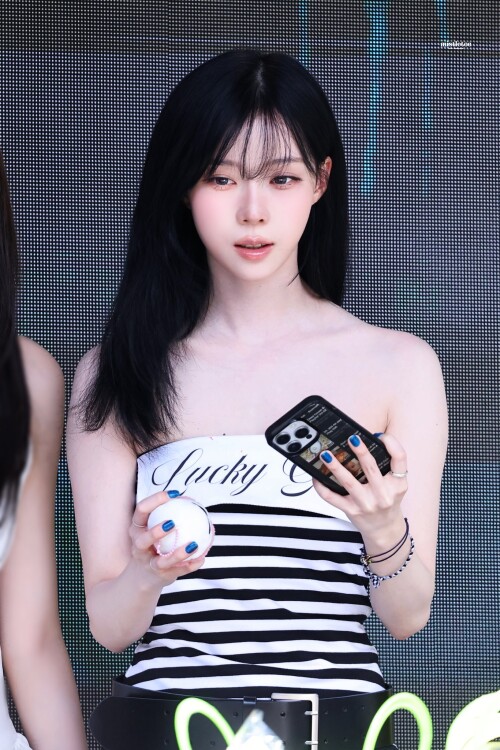 1963122587678253112 113ffab40b6c17386