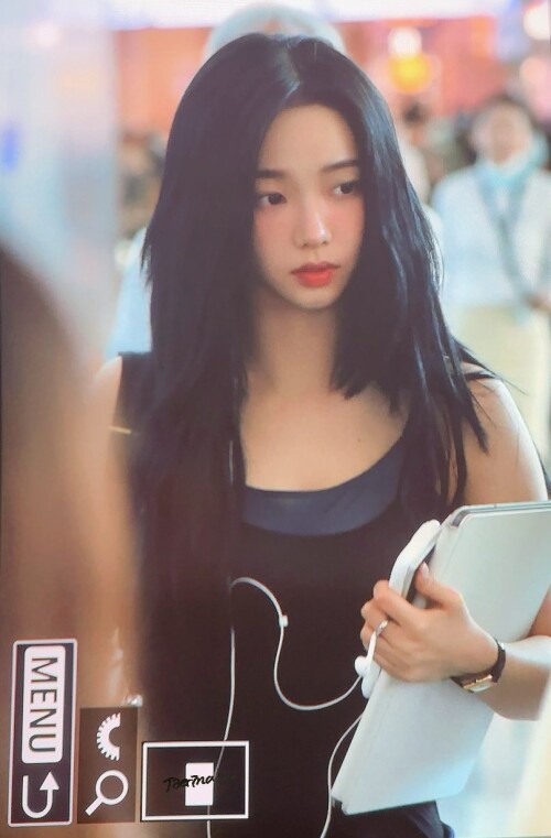 1965577726179619175 320861f518eca90fb