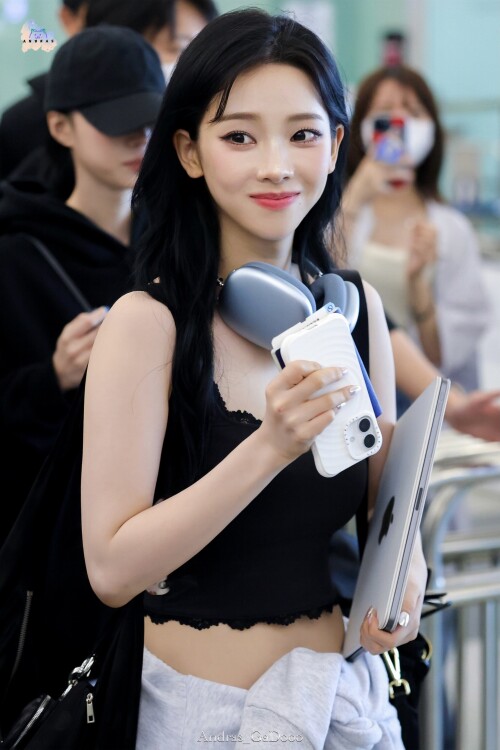 1969474599856586810 27e8fc7a6b778053a