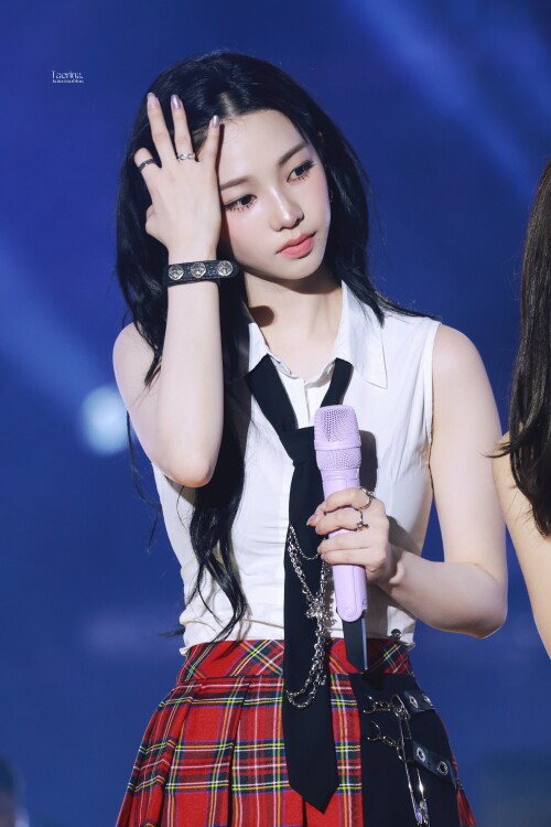 1969740789203767438 144442f34e8ebf1bc