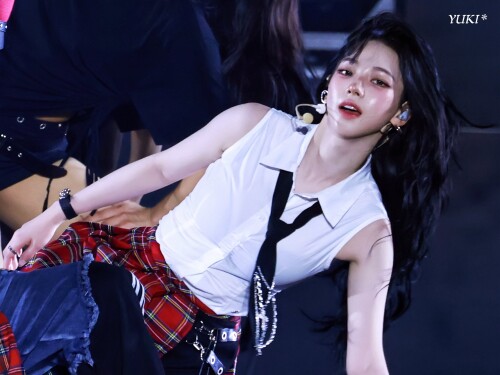 1969772107753279630 1dc48f3fdfddefd79