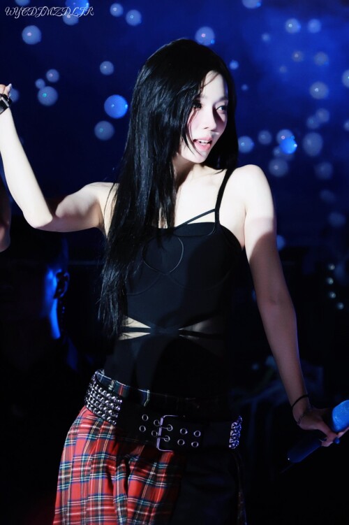 1969871736566071575 31778417b660af459