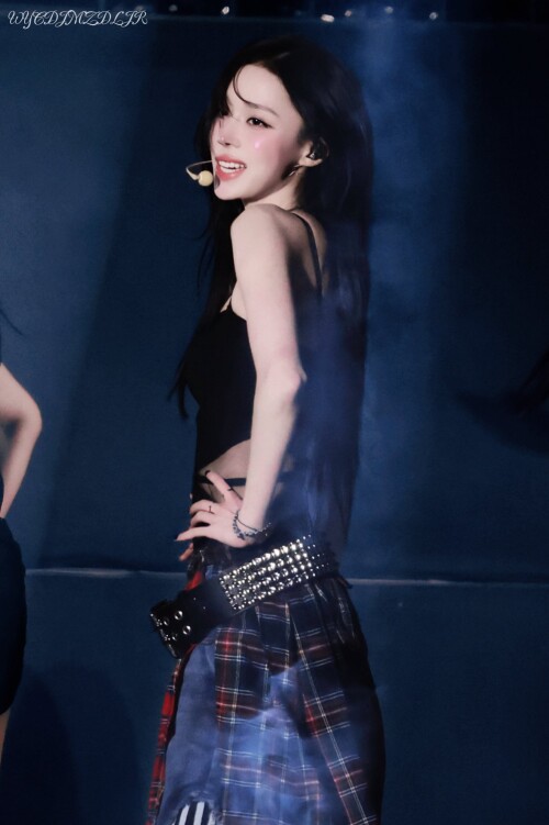 1970027080487436577 2448f786c4e2bc935