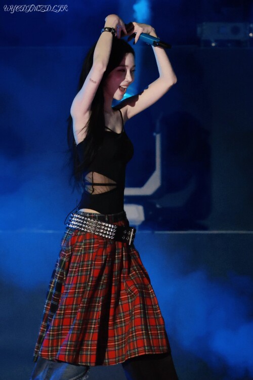 1970027080487436577 33f714750357ccaf7