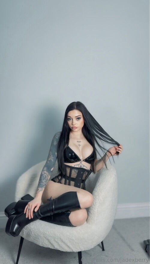 1977x3480 bf8206f288a46aade4f731cdd0f57a86b03b88007e1416d6