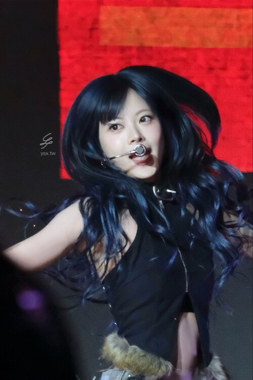 1984151584826388491 3c99a43d9ee5359d0