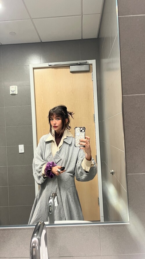 1988218581b899f682c2bad6ba