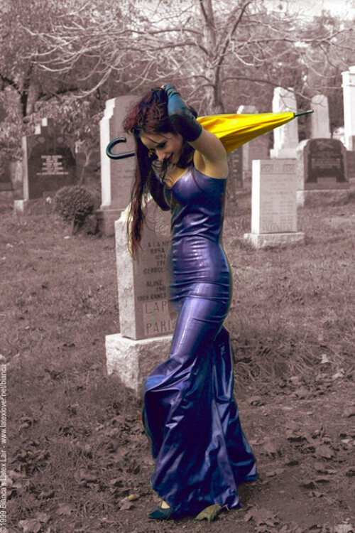 1999 06 cemetry biancaccemet38