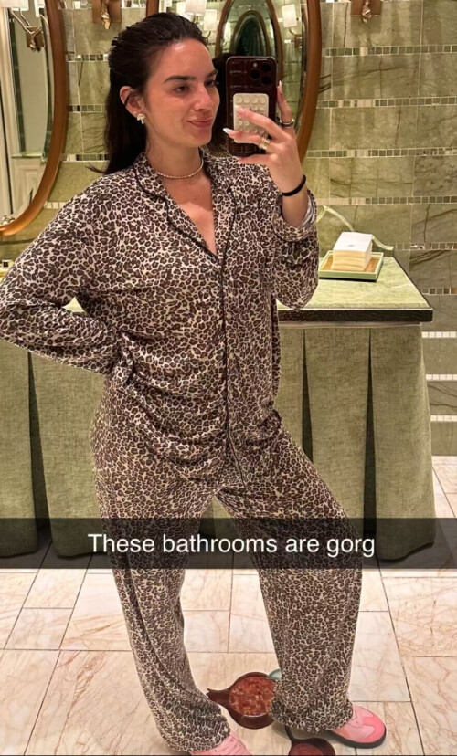 19AE2CED C5BA 4BC6 822E 240967281F96767f52b74357230b