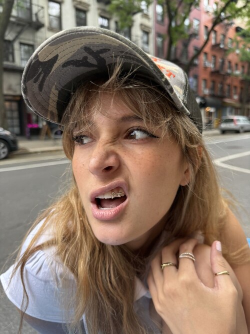 1A0929F5 C1A4 4432 B85B 6BE853668100b3fc3f51e9349bc7