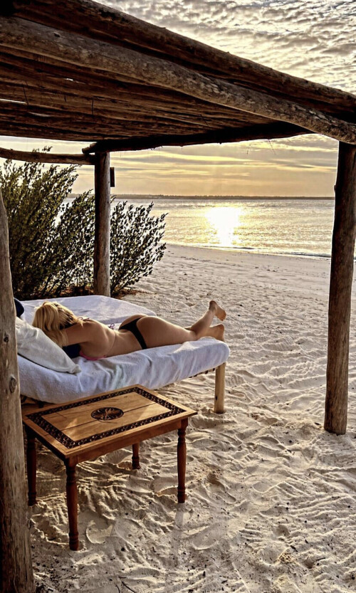 1A7D62D9 9BEC 4A85 BD3C 52B0F96FE9B0e6399fba0999907f