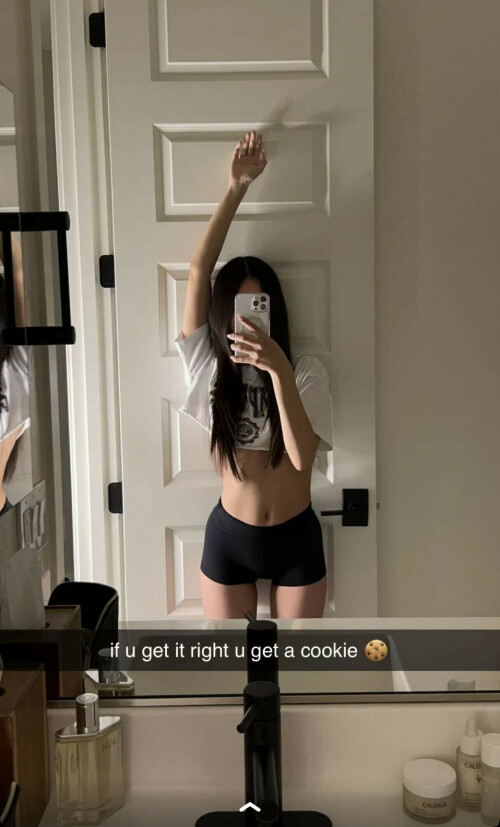 1AC810DE 0429 4C7E 8E01 6B11061A79BD