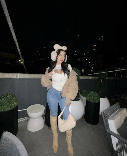 1C2D0B42 307E 4240 9771 B685320B0B19