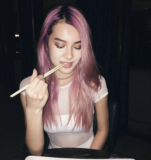 1D8ACDC8 4304 427B 988E C65937C5DD65