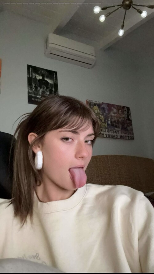 1DF00683 4891 49B9 8F8D 705076F92243958076d896f0b774