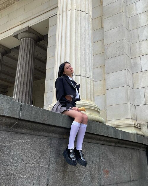 1E2FE4E7 407F 4FE4 AF74 88D56344329B2e635b18e119c076