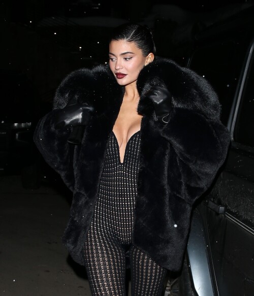 1__1_7fe2d3dc33d5b694