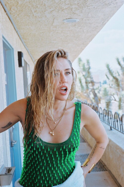 1 24 8970ccc45328f640