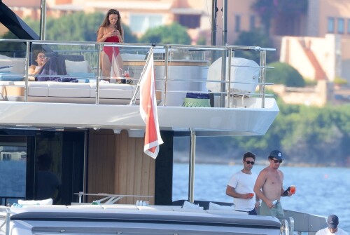 1__30_263ad7840903bbb9