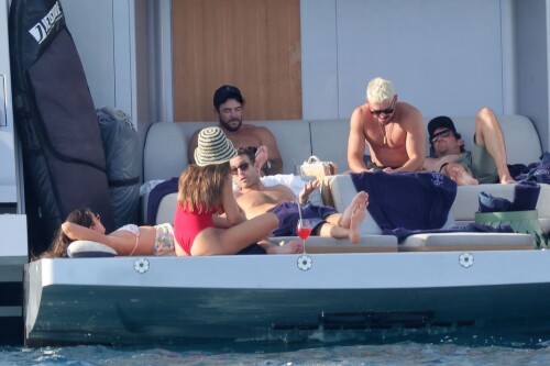 1__39_32daa6e599589967