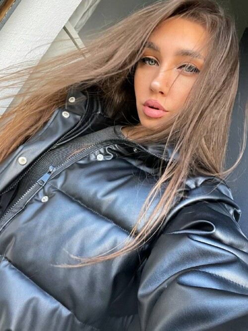 1b1debce 0aed 41ff 9790 169b846a981345e108daea9d2c11