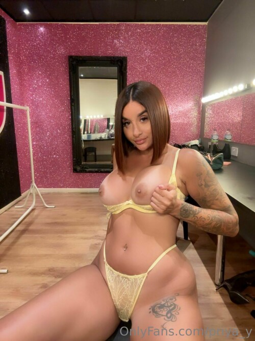 1b2bc2c5 1f6b 4936 bf02 fe474e447da62ab39a5dddaf25ca