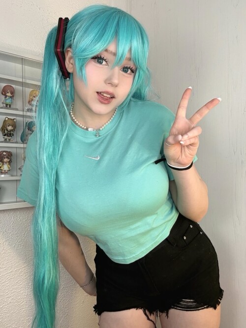 1b9e5db7 c92b 499a 9982 f2dd6dab829b f021058e 6460 4dcb 965f 4b4c583f50f268fb81d2ebb0df4f