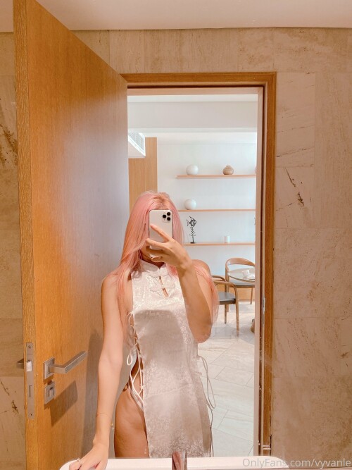 2 2160x2880 e71c8f4c043f21546e78d7ce1bd6a83f